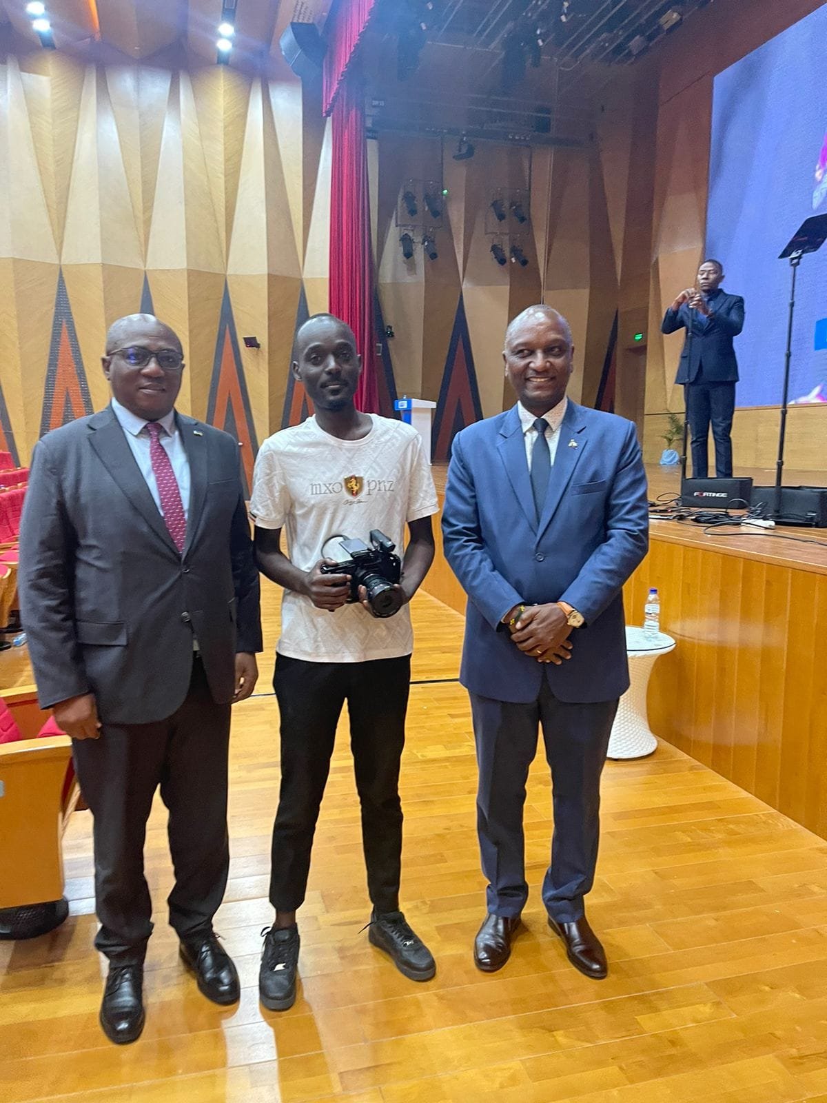 454709496_2674483709397311_54162068760945746_n